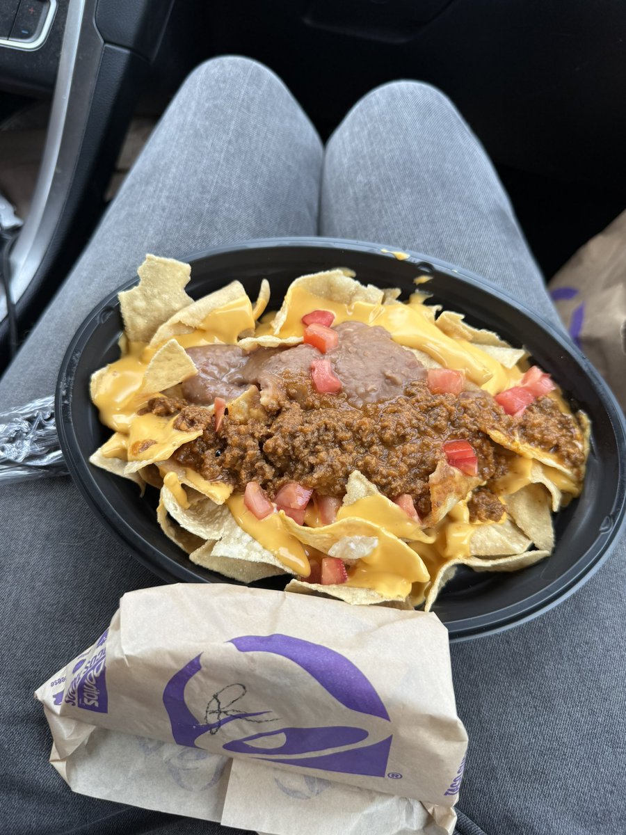 Save me Taco Bell I’m so hungover