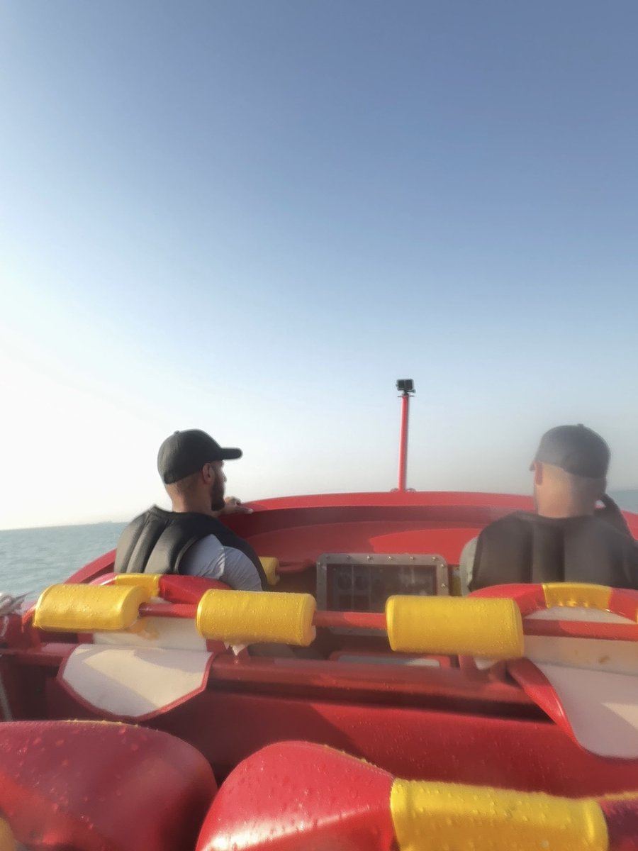 sapphicspiral's tweet image. went on one of those FAST CRAZY jets as my birthday activity and it was SOOO FUN YALL i had soooo much fun 😄