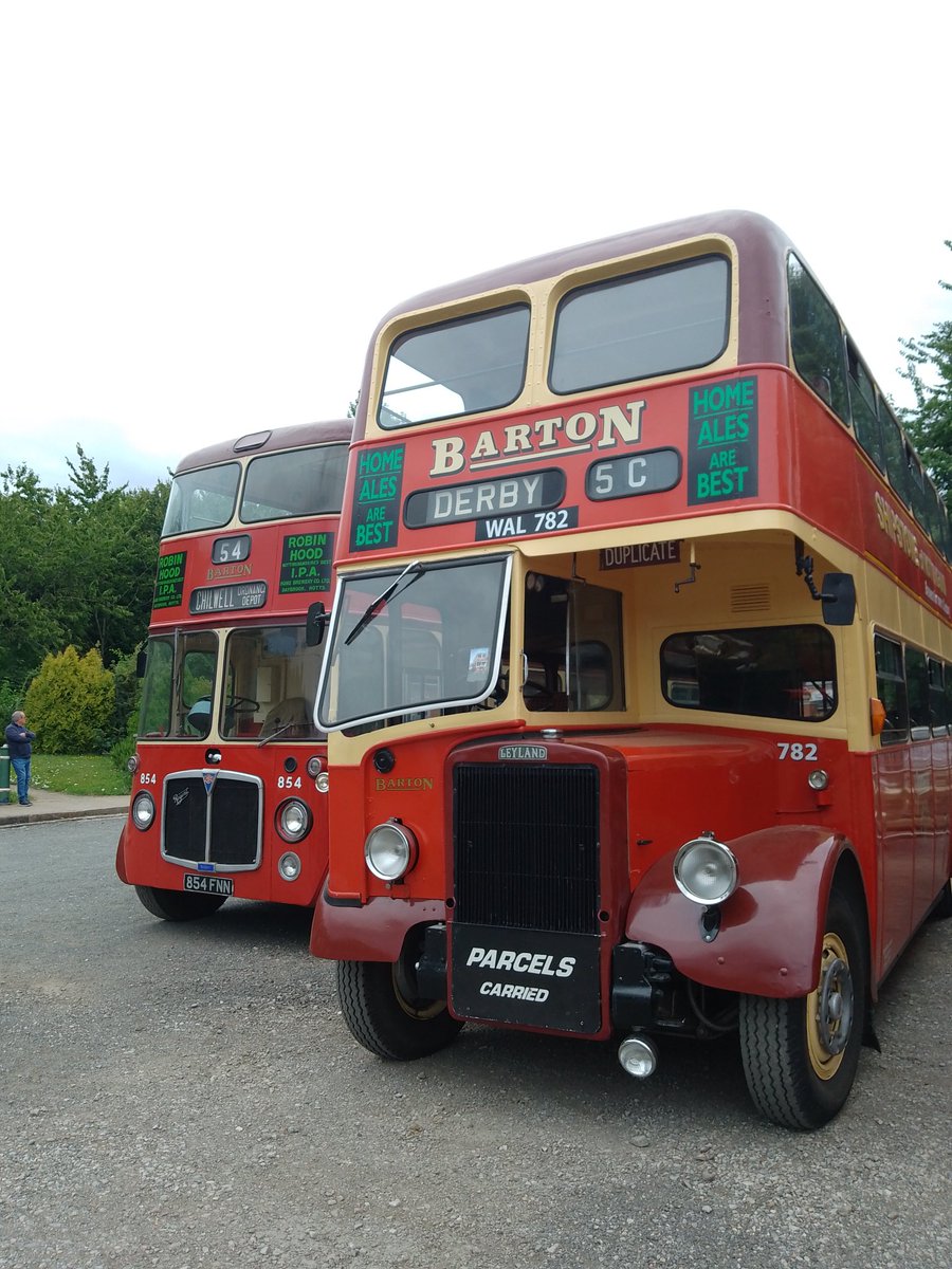 Silverpie671's tweet image. Heritage buses