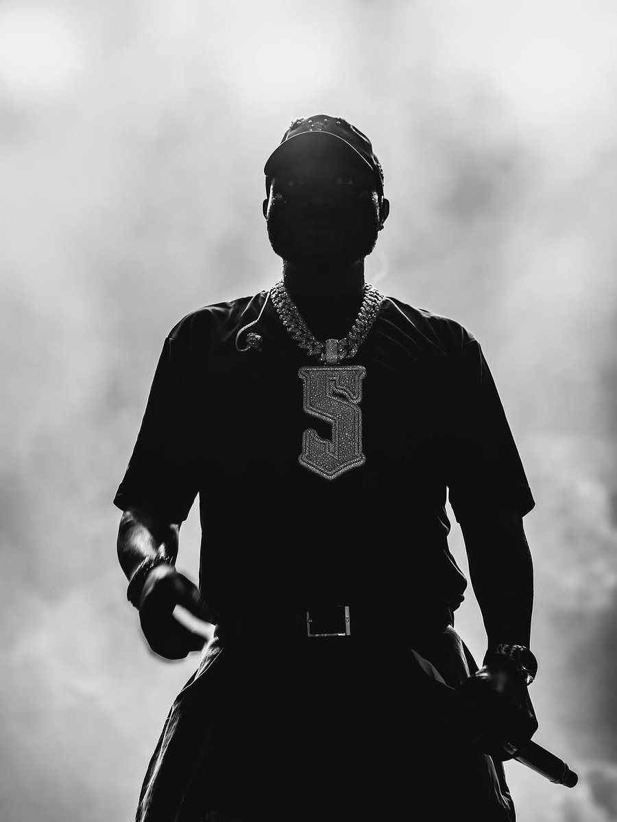 23ENT_'s tweet image. DAVIDO (2025)