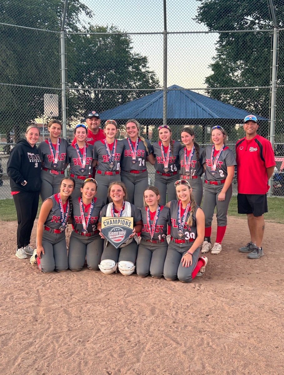 Forever thanking God for these 11 girls! This team has given me best friends for life and so many memories. I’m so grateful for Coach Bruce for believing in me and always pushing me to be better. Wishing you all nothing but the best for the future. Blast fam for life!! ❤️🖤