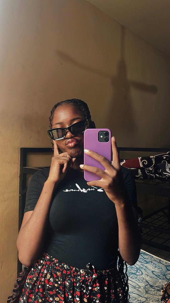 morayo_pedro's tweet image. Dressed up and took pictures😝