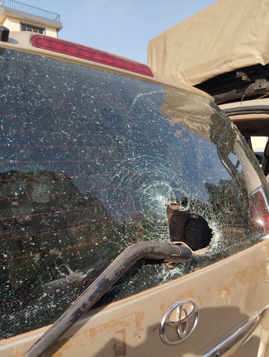 CaptainDominicO's tweet image. This happened today in Murang'a, if this his how you deal with those opposing you then you are desperate. Stop using Police officers to settle political scores.