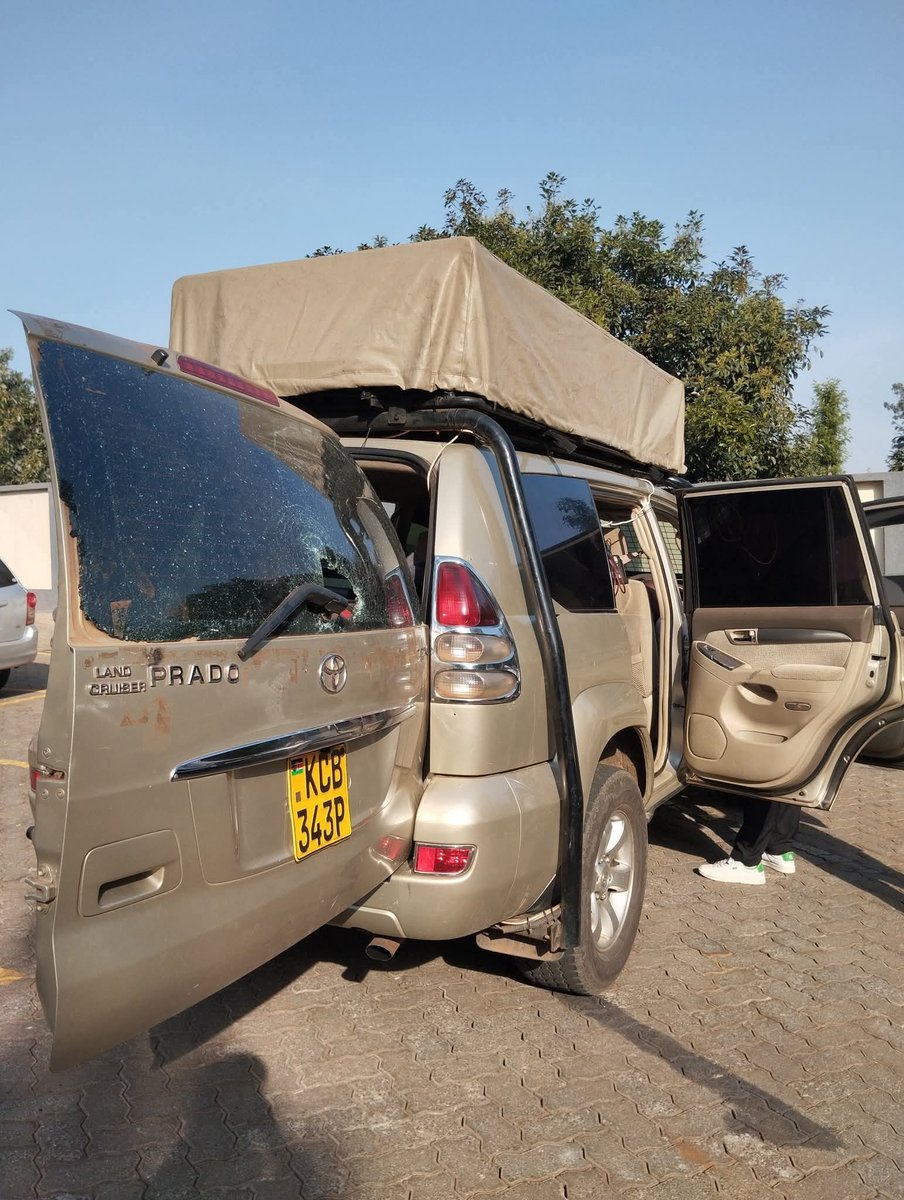 CaptainDominicO's tweet image. This happened today in Murang'a, if this his how you deal with those opposing you then you are desperate. Stop using Police officers to settle political scores.