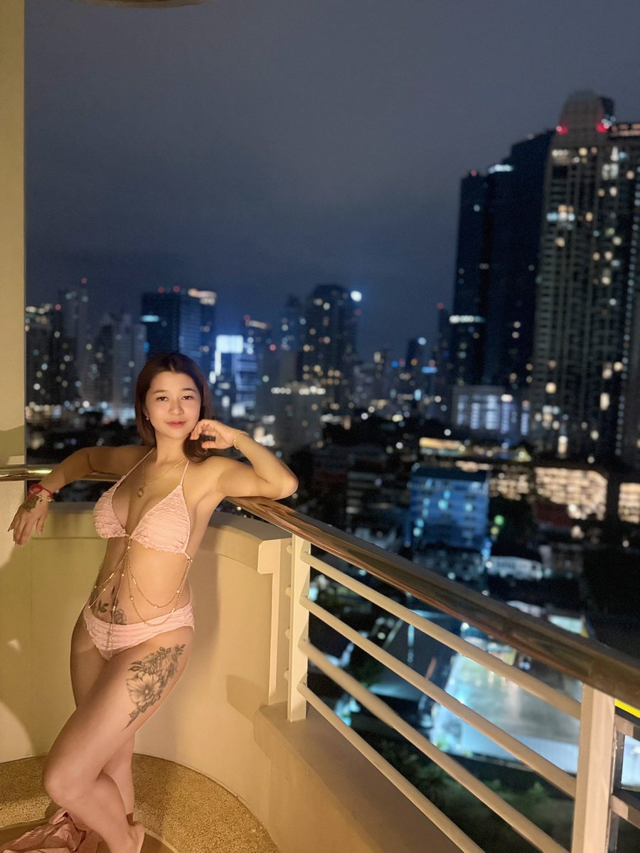 มุมน่ารักเรามีไม่มาก มีแต่มุมห้องพร้อมท่ายาก สนใจไหม🤣#แคปชั่นหื่น #แคปชั่นอ่อย #แคปชั่นเด็ด #แคปชั่นกวนตีน #ภูเก็ต #กรุงเทพมหานคร