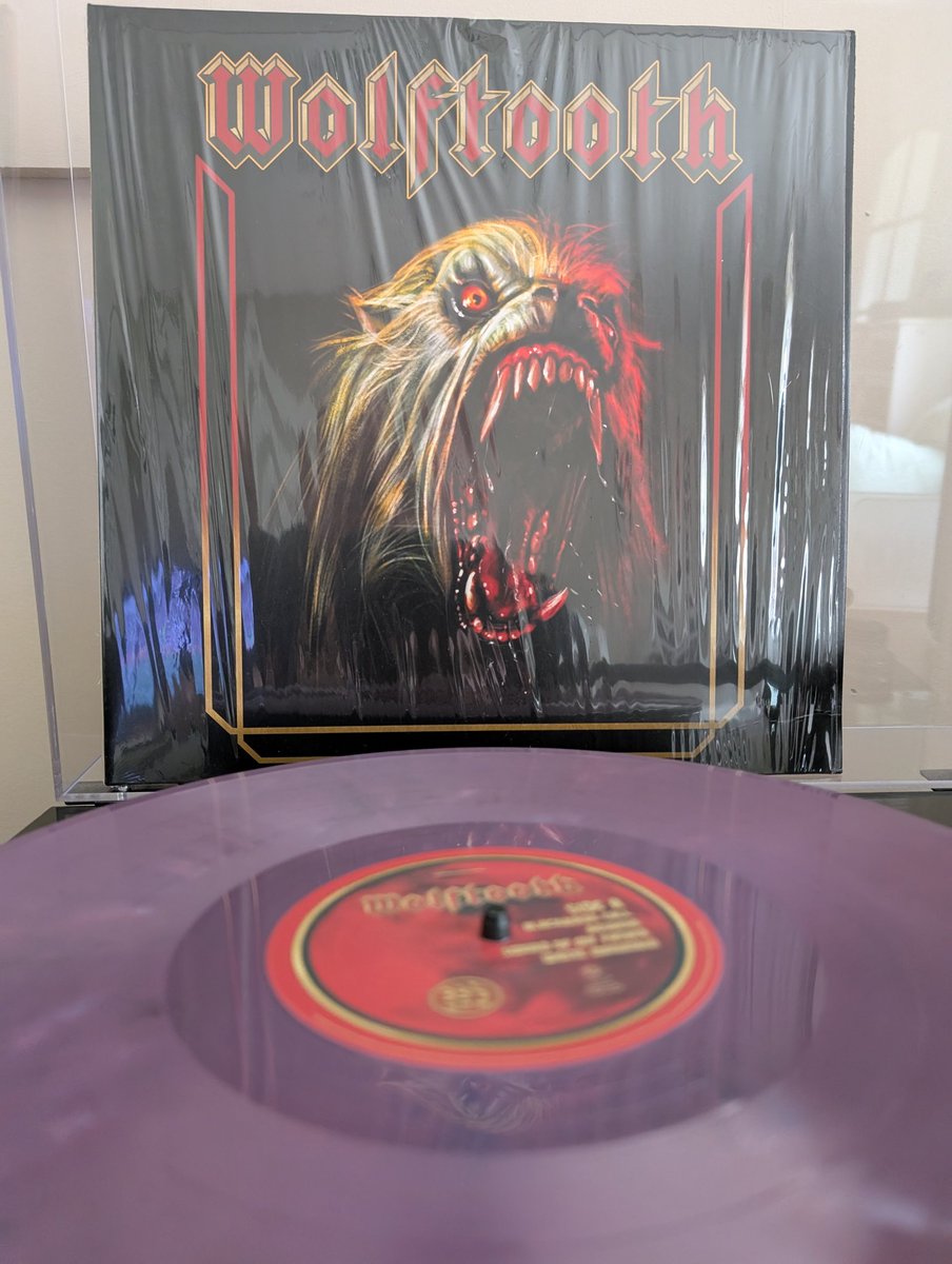 bigeuzi's tweet photo. #NowSpinning #Wolftooth #Doom #HeavyMetal #doommetal #vinylcollection https://t.co/Qt39fRc5aC