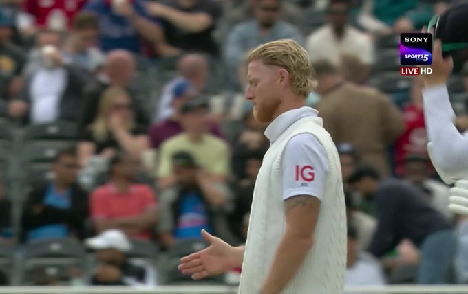 Crick_logist's tweet image. After so many Moral Victories.
Ben stokes finally have Moral Handshake 🤪
HANG IT IN LOUVRE ❤️
#INDvENG