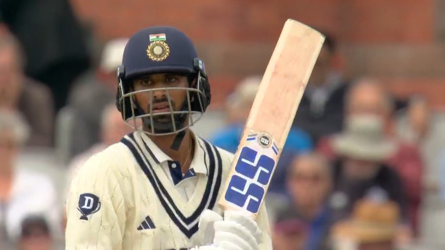 MAIDEN TEST HUNDRED BY WASHINGTON SUNDAR. 

- What an effort at the Old Trafford.

#INDvsENGTest #sundar #jaddu #ManchesterTest