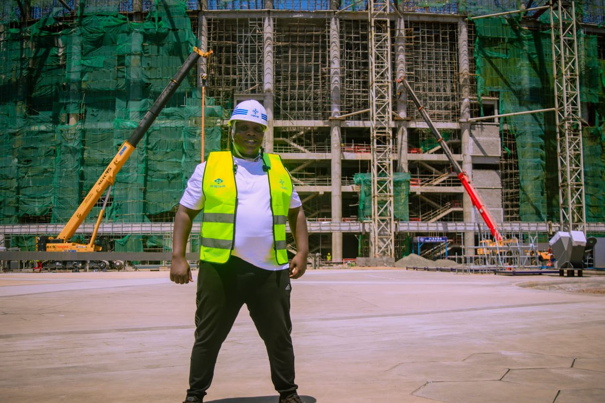 Poison_king_1's tweet image. Picture Vybz Kartel at Talanta! Cassy Pool Speaks: Youth will love this stage.
KDF Delivers QualityJob, building a dream hub for Kenya! #TalantaStadiumUnveiled
@moyasa_ke @kdfinfo
@StateHouseKenya