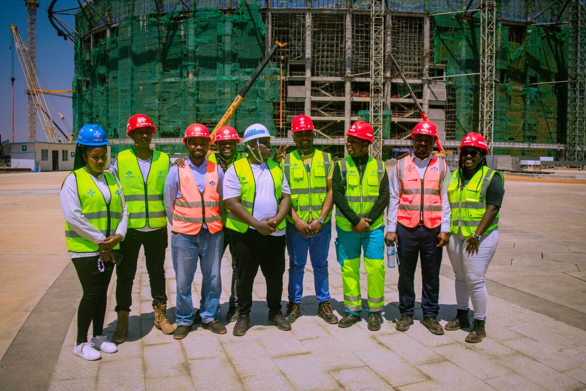 Poison_king_1's tweet image. Picture Vybz Kartel at Talanta! Cassy Pool Speaks: Youth will love this stage.
KDF Delivers QualityJob, building a dream hub for Kenya! #TalantaStadiumUnveiled
@moyasa_ke @kdfinfo
@StateHouseKenya