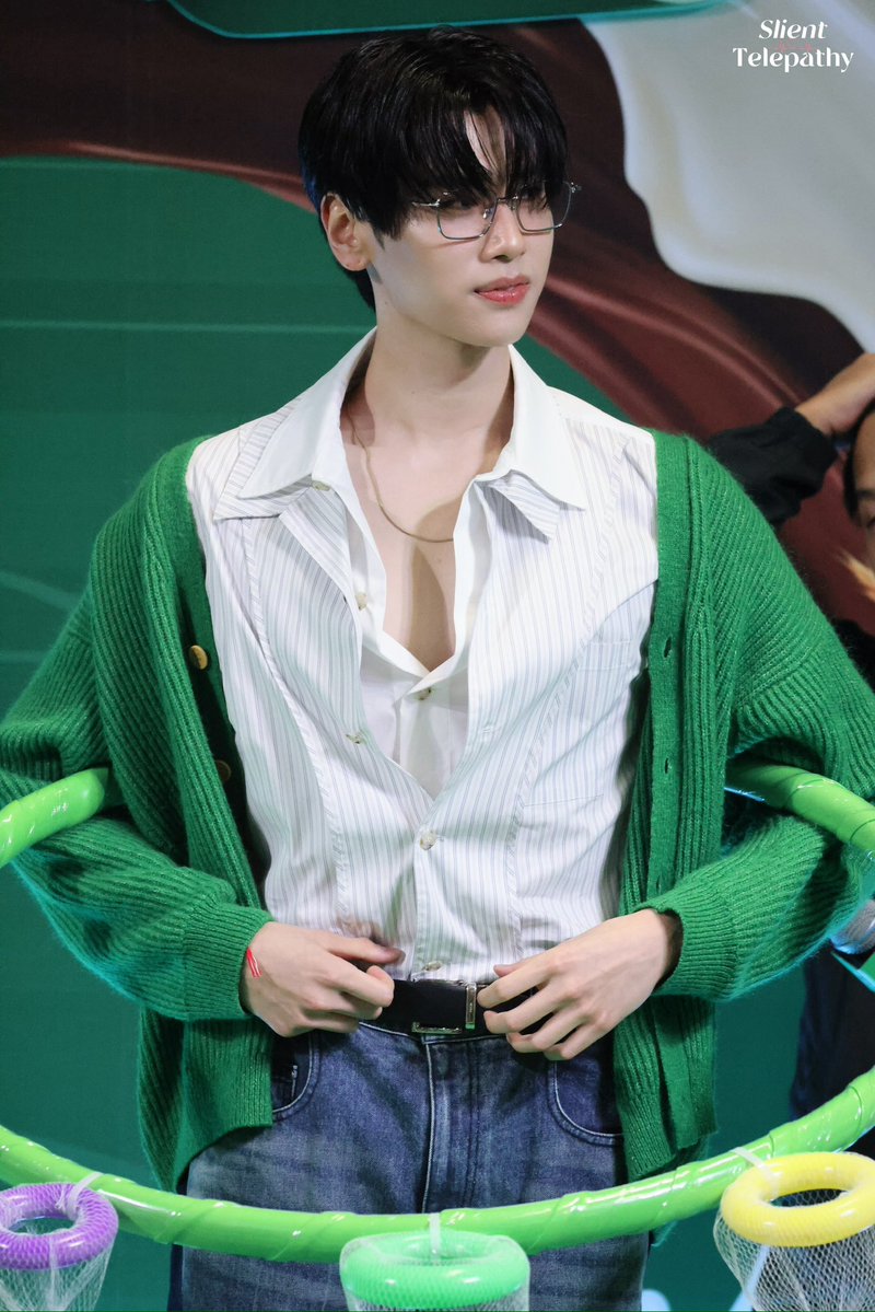 ShuangSilent's tweet image. I don't know where to see🫣🫣
@dunknatachai
#MILOMMMxDUNK
#dunknatachai