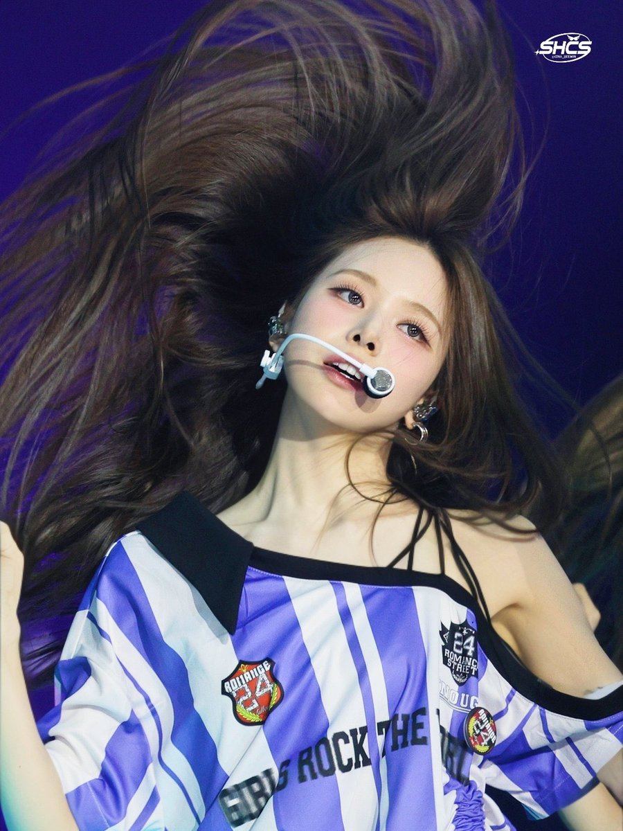 ruready4jeemin's tweet image. jeemin’s hair is becoming even more crazy