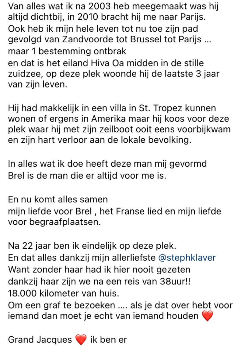 MiesBee's tweet image. Rob Kemps ontheiligt het graf van Jacques Brel