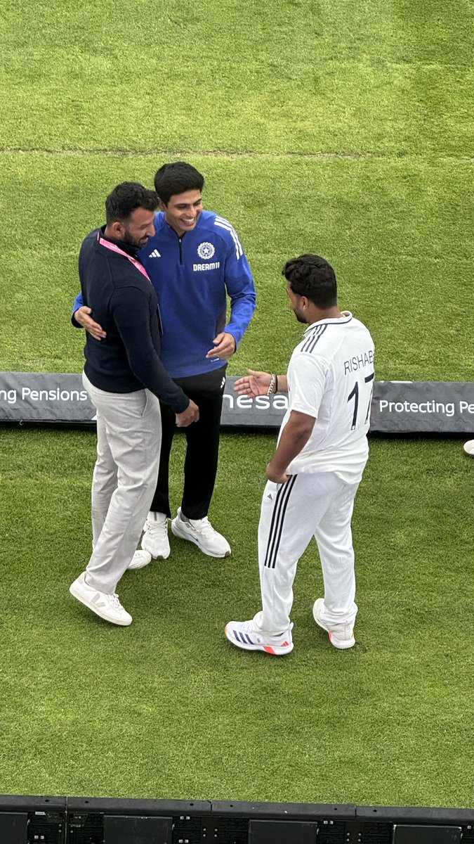 amitshah22's tweet image. Three Survivors of #IndianCricketTeam after the remarkable performance in #OldTrafford. @BCCI @RishabhPant17 @cheteshwar1 @ShubmanGill @JayShah  #ManchesterTest #cricket @abhishereporter @RevSportzGlobal @CricSubhayan @AnkanKar