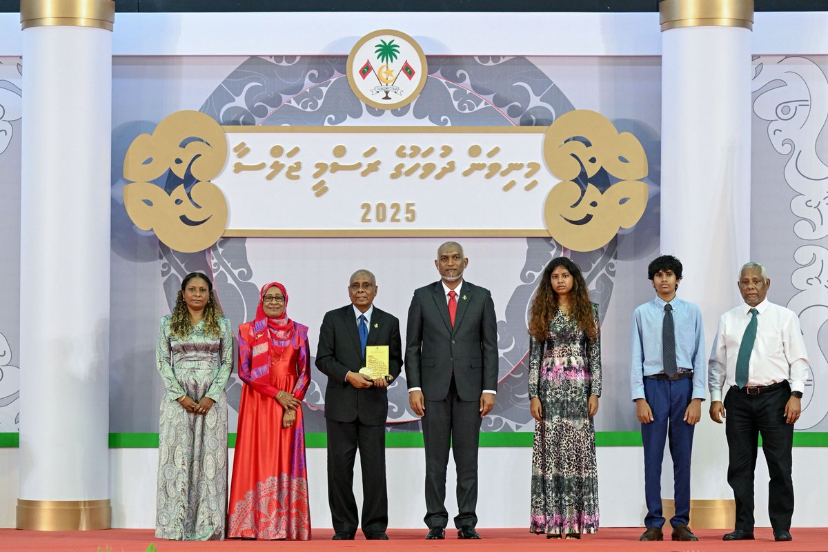 Abdulla Shahid (@abdulla_shahid) on Twitter photo Heartfelt congratulations to Ambassador Ahmed Saleem on being conferred the Most Distinguished Foreign Service Medal. 
When I joined the foreign service in 1983, Ambassador Saleem was already a well-accomplished diplomat - a figure I looked up to from the very beginning. His Heartfelt congratulations to Ambassador Ahmed Saleem on being conferred the Most Distinguished Foreign Service Medal. 
When I joined the foreign service in 1983, Ambassador Saleem was already a well-accomplished diplomat - a figure I looked up to from the very beginning. His