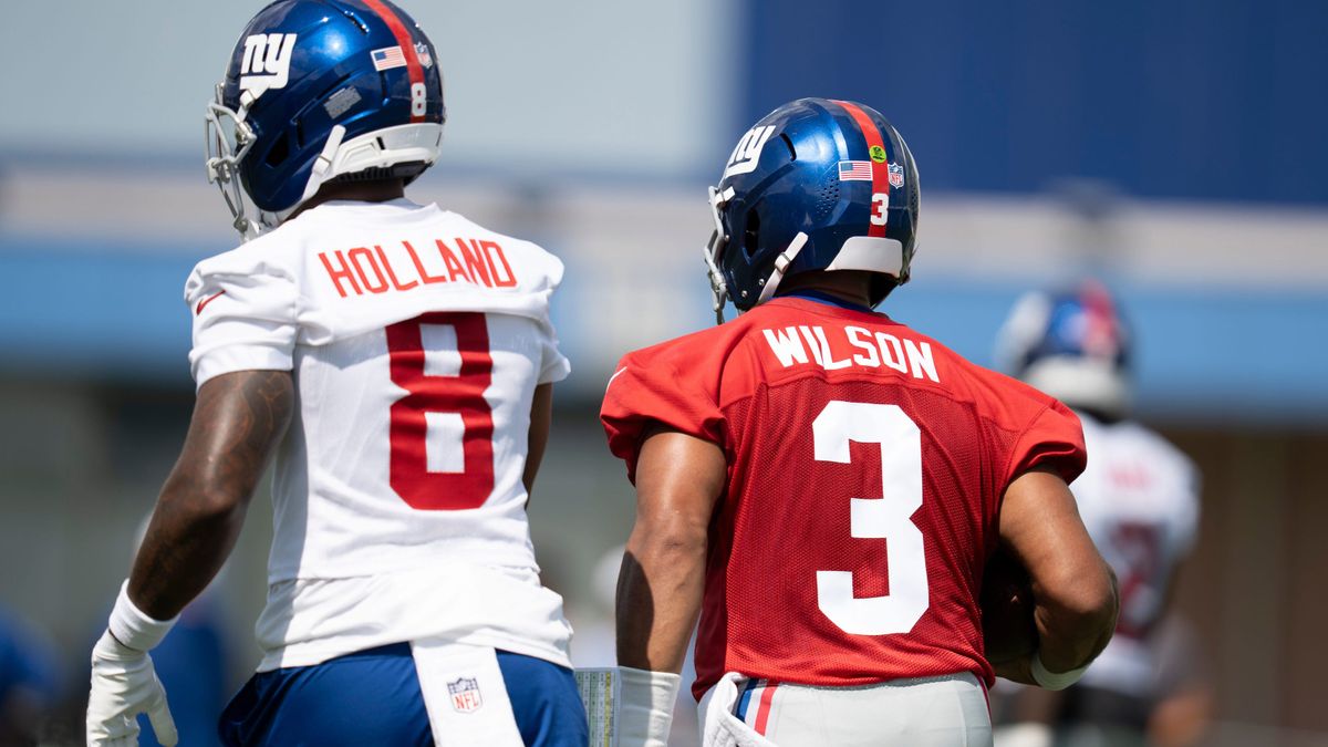 TheGiantsWire's tweet image. New York Giants training camp: 6 takeaways from Day 4 giantswire.usatoday.com/story/sports/n…