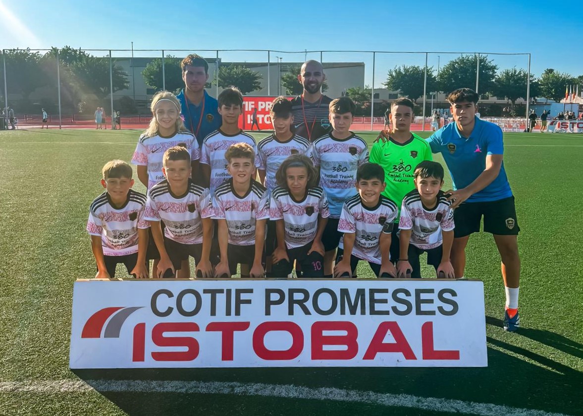 ValenciaBasecom's tweet image. COTIF PROMESAS ALEVÍ ÉLITE ORO
Las academias sorprenden en la jornada matinal de hoy domingo
valenciabase.com/calendario-cot…