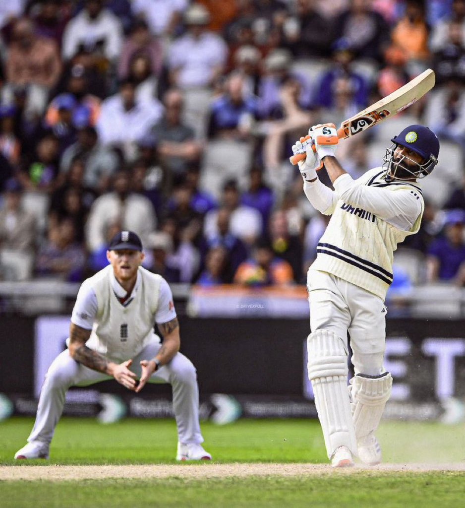 Saurabh_LT's tweet image. बेस्ट ऑलराउंडर की बहस को आगे बढ़ाते सर @imjadeja😉👌