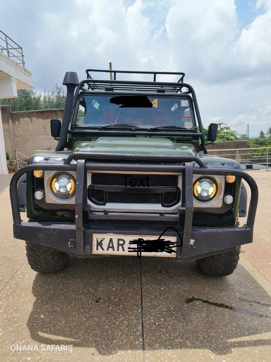 tha_stunna1's tweet photo. Proper rig for #OffRoaders 🔥
2,060,000KES 🔥🔥
1970 LandRover DEFENDER 300TDI.
New Engine ✅
Bucket Seats ✅
Sunroof ✅
Completely Restored: A1 Condition
0705705887
More images below https://t.co/Zj8kCOiJU4
