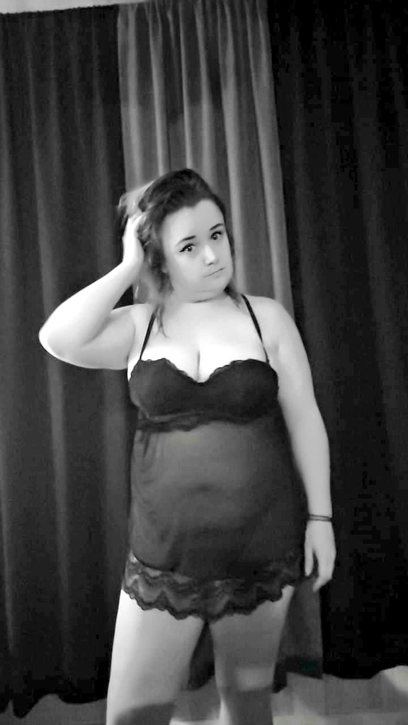 Qos_MichelleB's tweet photo. I submit to superior Black Men! I love there Big powerful cocks. https://t.co/AVr7SJUSfl