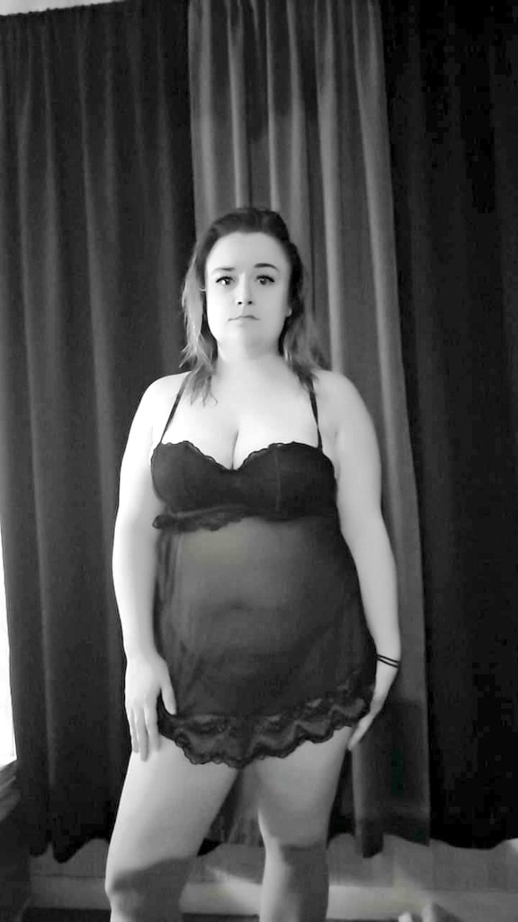 Qos_MichelleB's tweet photo. I submit to superior Black Men! I love there Big powerful cocks. https://t.co/AVr7SJUSfl