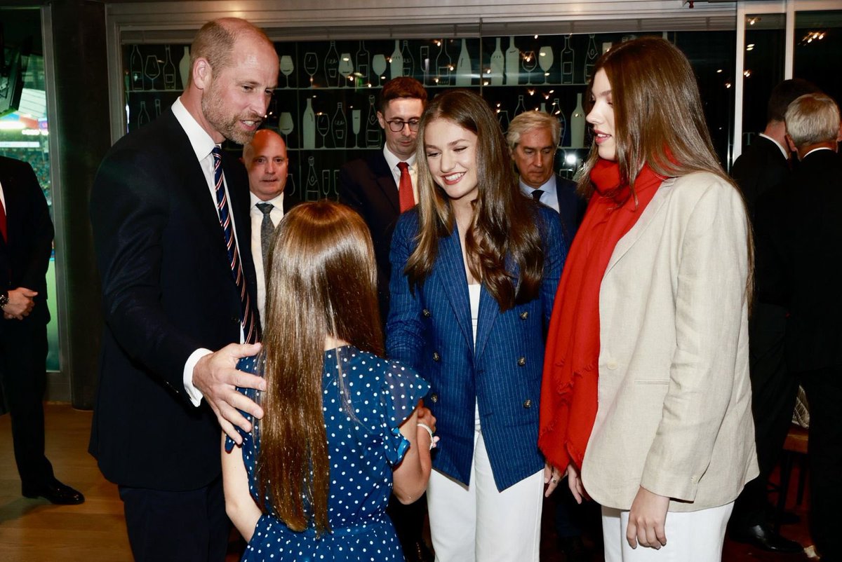 isaguor's tweet image. The Prince of Wales and Princess Charlotte met with the Princess of Asturias and Infanta Sofía prior to the UEFA Women’s EURO 2025 final in Basel.