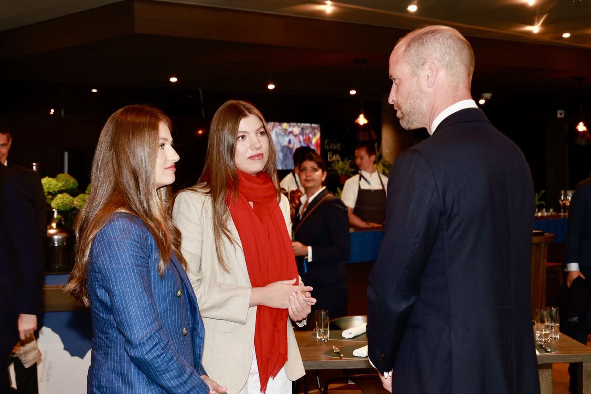 isaguor's tweet image. The Prince of Wales and Princess Charlotte met with the Princess of Asturias and Infanta Sofía prior to the UEFA Women’s EURO 2025 final in Basel.