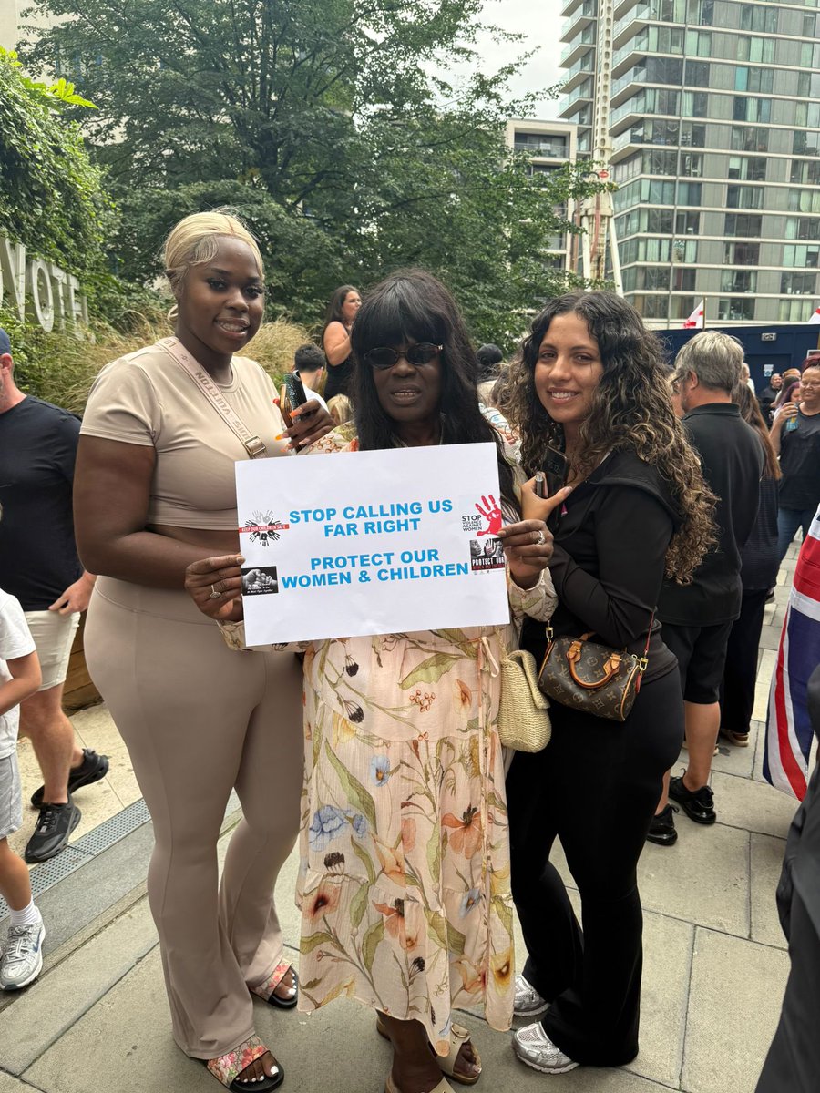 More “far right” and “racist” parents in Canary Wharf protesting against illegal migrants in the Britannia hotel.