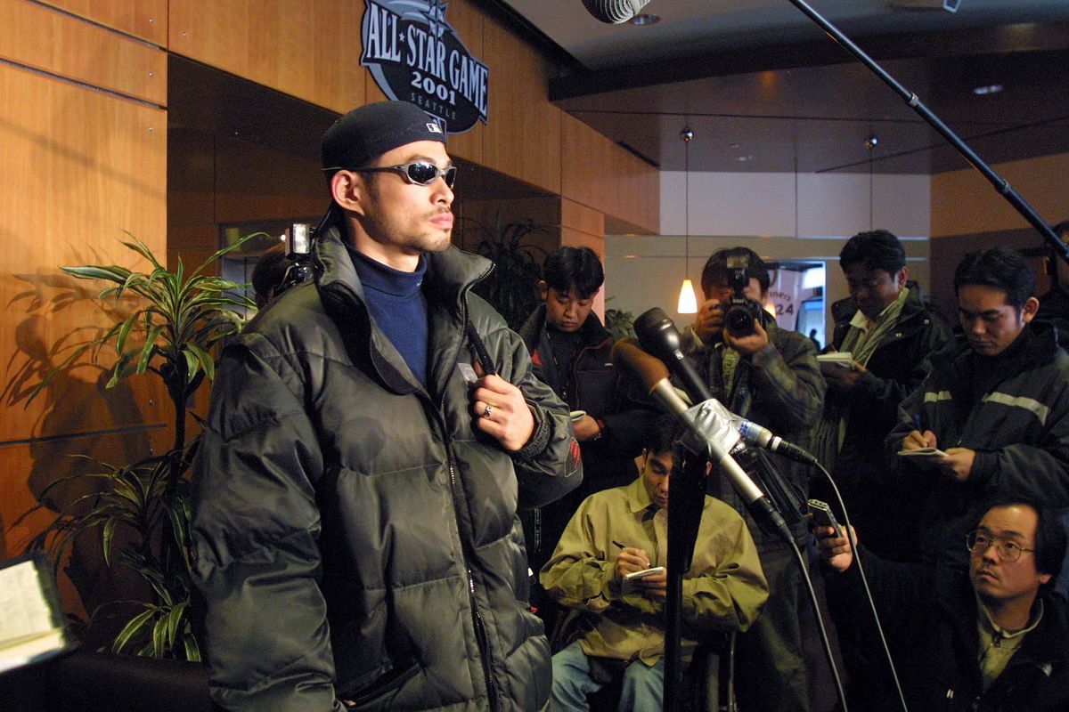 Ichiro appreciation post. 
Quite possibly the coolest mf to ever do it.