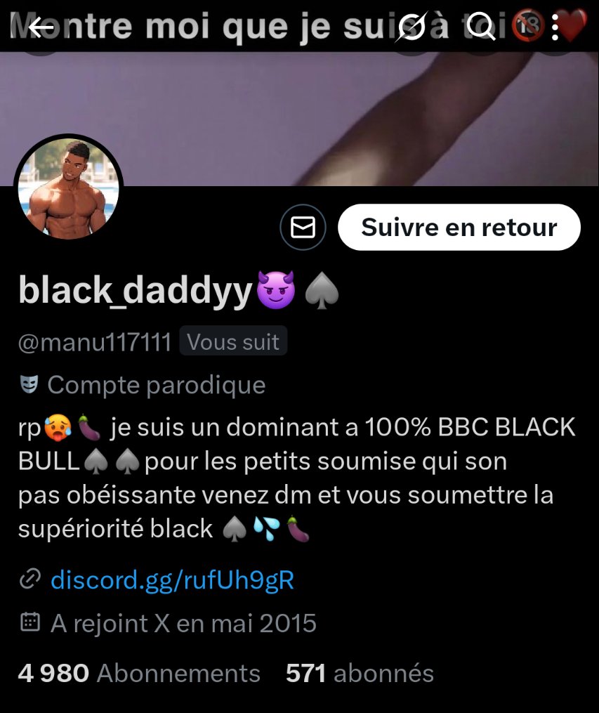 NiniCherryPop's tweet image. Je… je vais juste faire semblant de ne rien avoir vu dans la liste des followers et boire mon café… ☕🤡 Sinon, il fait beau chez vous ? 🤣