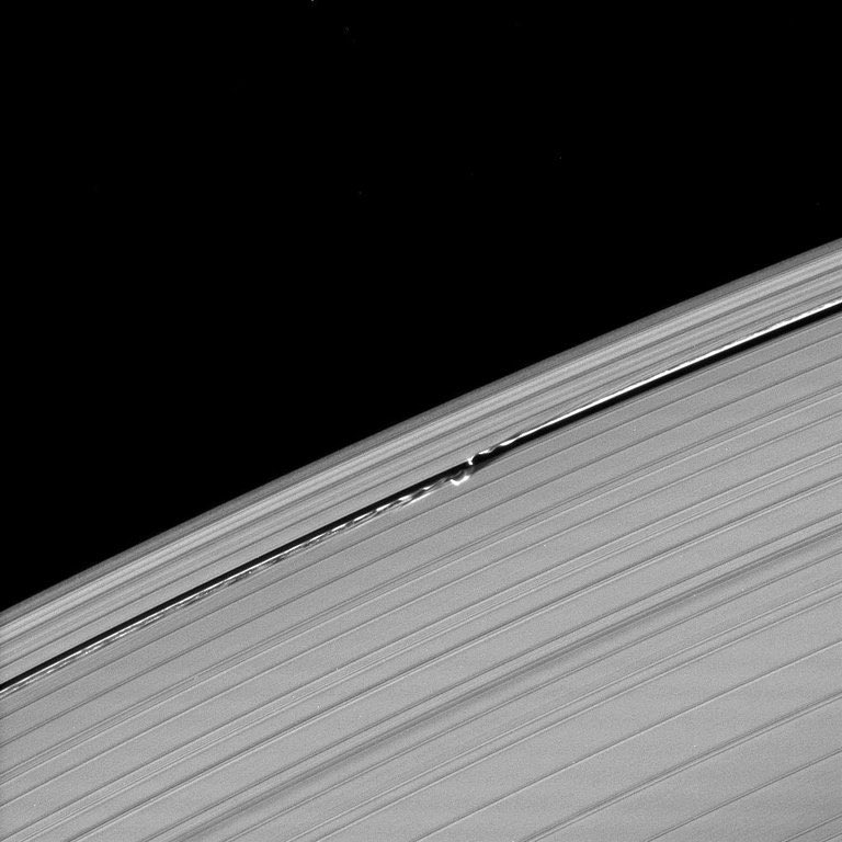 exodusorbitals's tweet image. Saturn rings is an amazing environment!