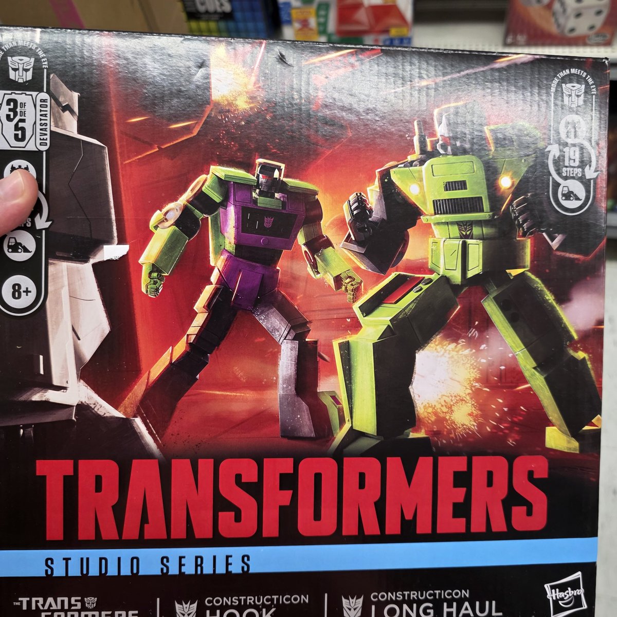 LogansTfs's tweet image. This devastator shit easy