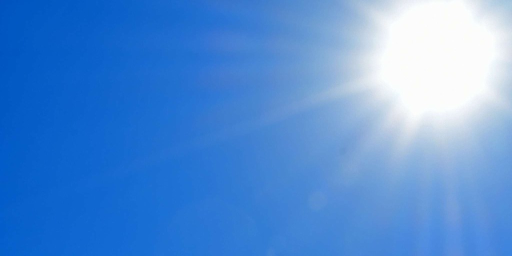 City of Brampton (@citybrampton) on Twitter photo A heat warning in effect for the <a href="/regionofpeel/">Peel Region</a>! Beat the heat 🌡️:
🧊 Drink water often
🌳 Find shady spots outdoors
💦 Head to a splash pad or outdoor pool
🐾 Never leave pets or people inside vehicles
Follow <a href="/BEMOprepared/">Brampton Prepared</a> for more tips. Stay safe 🔗: ow.ly/VyjR50WlkNA A heat warning in effect for the <a href="/regionofpeel/">Peel Region</a>! Beat the heat 🌡️:
🧊 Drink water often
🌳 Find shady spots outdoors
💦 Head to a splash pad or outdoor pool
🐾 Never leave pets or people inside vehicles
Follow <a href="/BEMOprepared/">Brampton Prepared</a> for more tips. Stay safe 🔗: ow.ly/VyjR50WlkNA