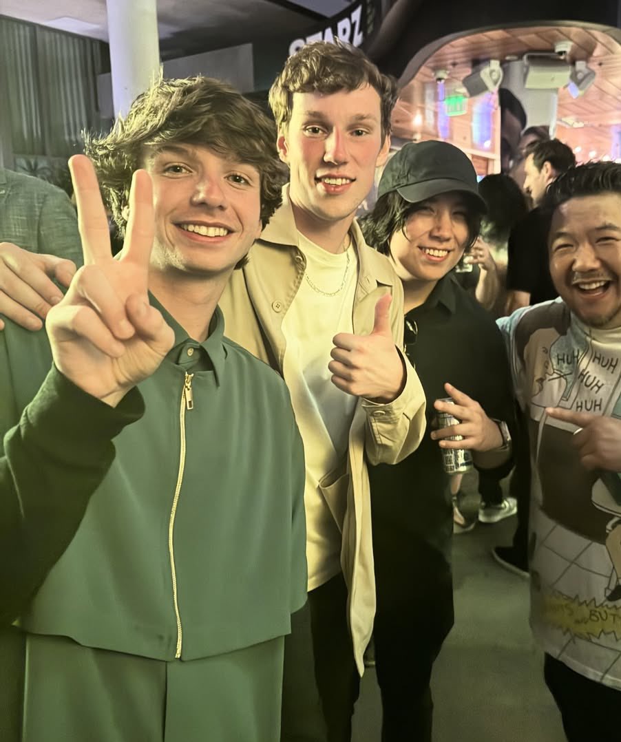 nathhstar's tweet image. muy muy buen domingo, especialmente a quackity y karl 🫶🏻