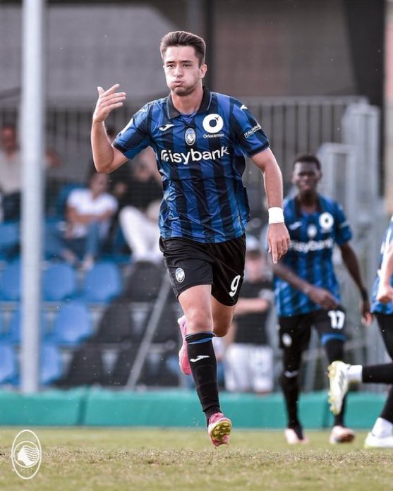AntonioMango4's tweet image. 🇷🇸Vanja Vlahović (21, 2004)
Has joined Spezia on loan from Atalanta, scoring on his debut (friendly).
Fascinated to see how he plays, son prolific in youth football.
Spezia helped Francisco Esposito break out, this year it could be Vanja Vlahović