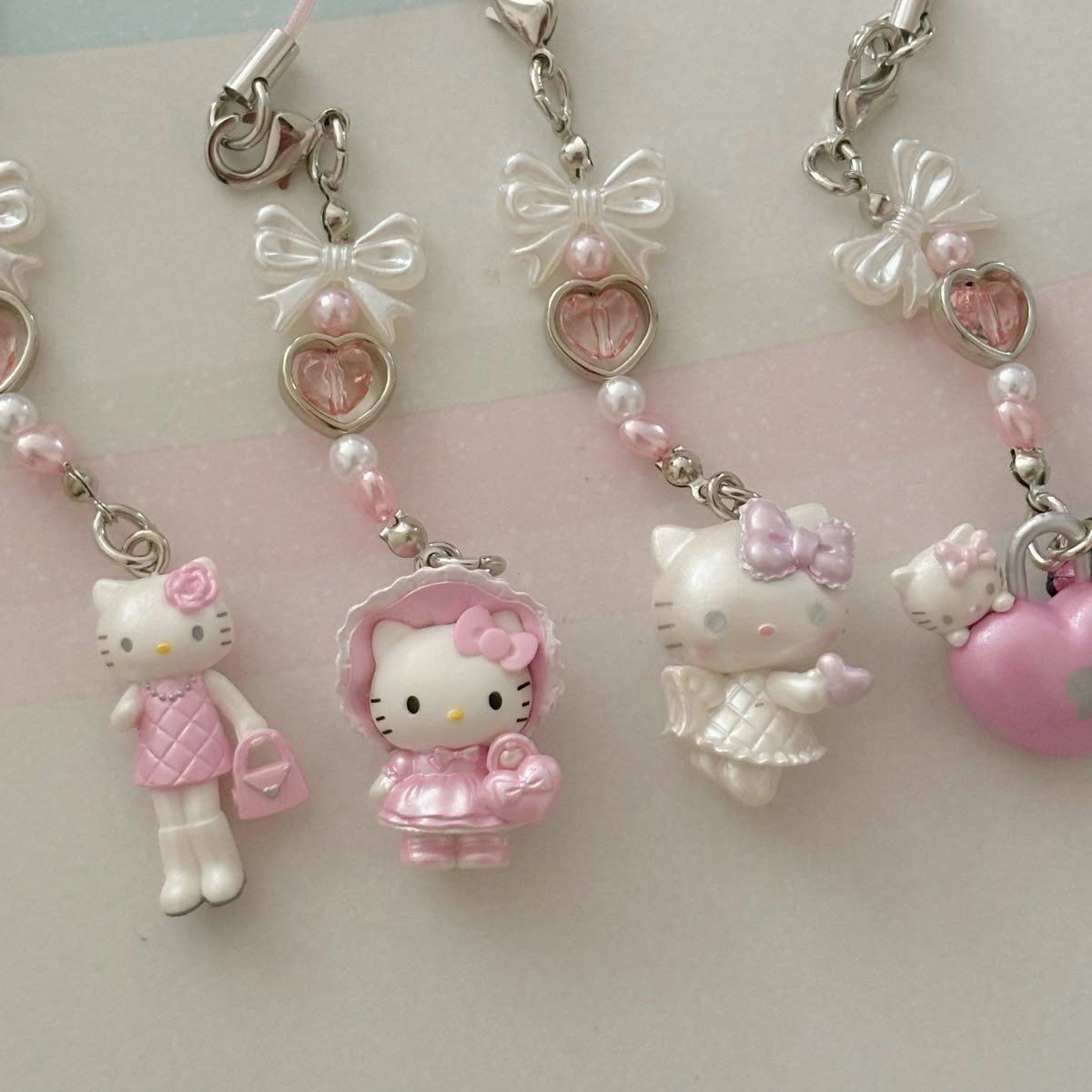 Daily Hello Kitty (@hellokdaily) on Twitter photo 