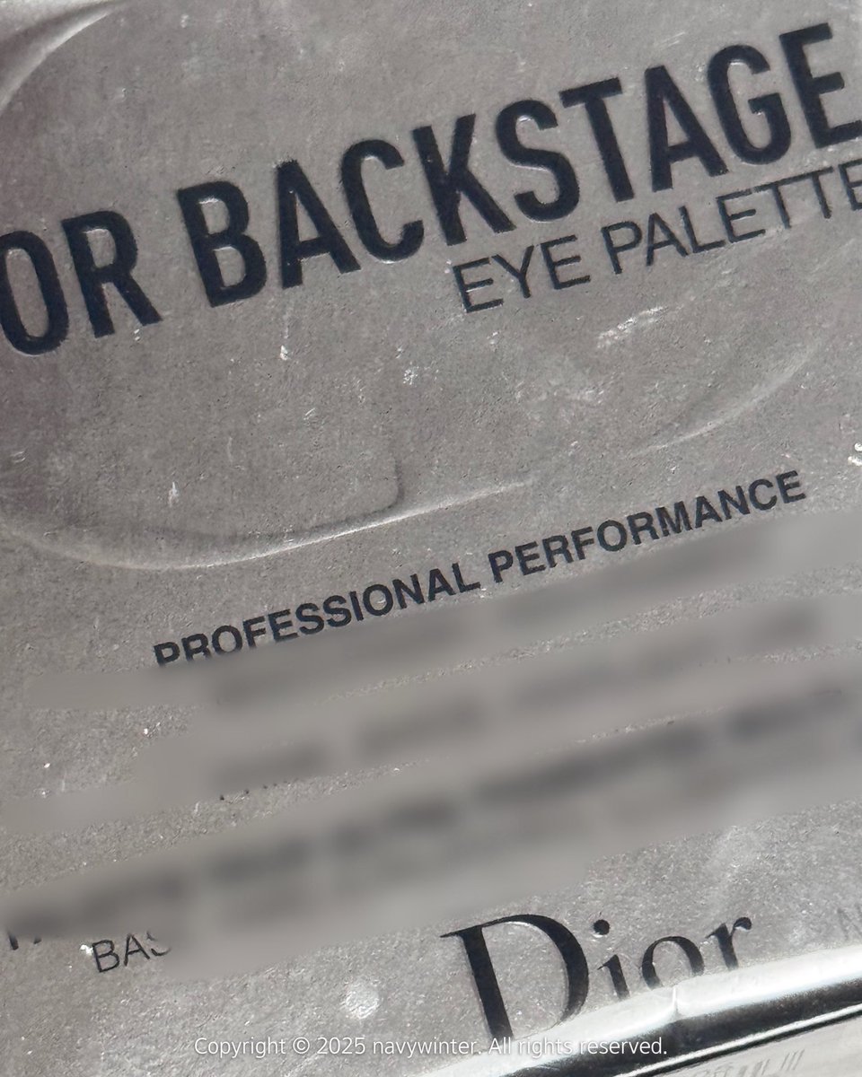 팔로워 한정 #RT 이벤트 

#RT 해주신 팔로워 중 1분에게 디올 백스테이지 아이 팔레트를 드립니다 🌀 색상은 비밀... ➰

3000만큼 사랑합니다 💌 꾸벅 꾸벅