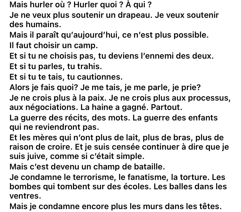 margothaddad's tweet image. Il en faut du courage pour rester droit dans ce monde brutal et en perte de sens.
Il en faut du courage pour trouver les mots, les dire, les écrire, les publier, quand tant d’humains perdent pied… et parfois une part d’eux-mêmes.
Ce soir, ce courage s’appelle @rosekeren