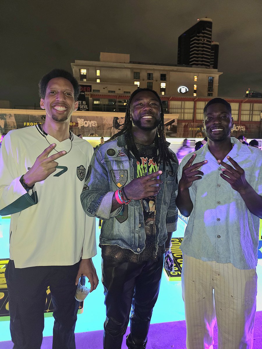 swerveconfident's tweet image. Great chopping it up with yall last night!
@ive_ben_jammin @SupremeDreams_1
