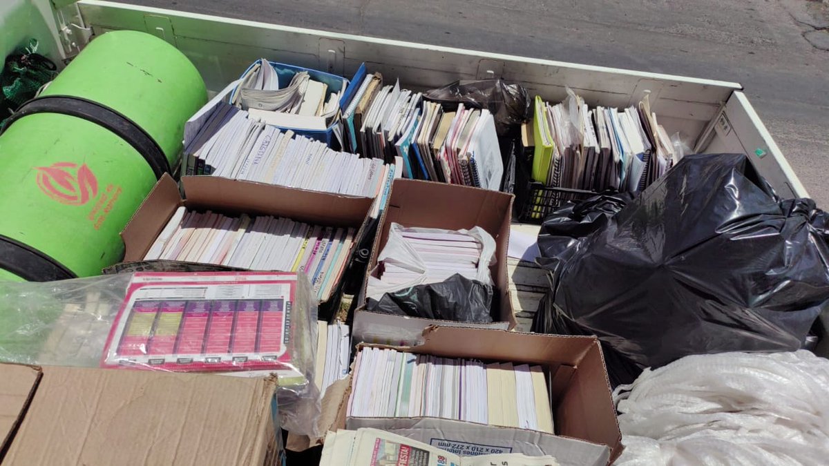 CulturaVerdeAC's tweet image. 🌍♻️ ¡Transformando residuos en esperanza! ♻️🌍

El día miércoles 23 de julio, recibimos una tonelada en volumen de residuos gracias a la solidaridad de quienes llevaron sus materiales a la Unión de Usuarios de Hermosillo, A.C  . 💚

👉 PET y plástico fueron donados a la…