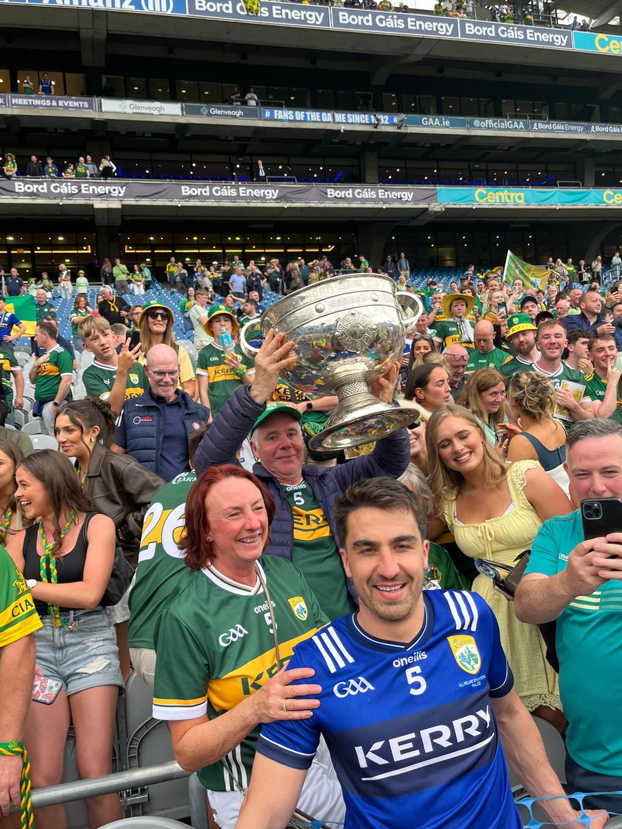 Cumann Caide na Gaeltachta tweet media