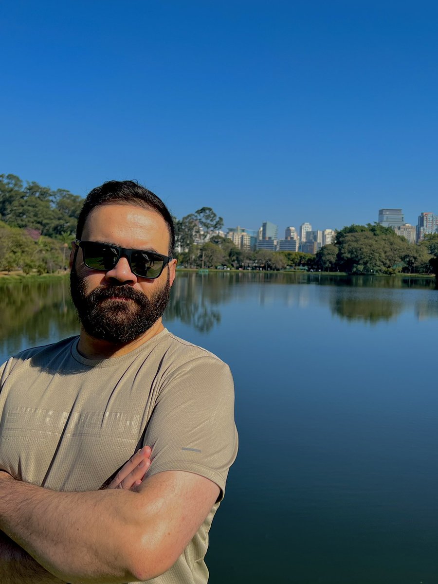 CLECCIO's tweet image. Domingou!
