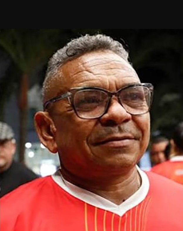 Sad to see <a href="/LuisFDiaz19/">Luis Fernando Díaz</a> go, he's been superb
 But we're keeping his dad. <a href="/LFC/">Liverpool FC</a>