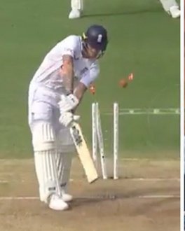 Jadeja in England       Stokes in England.
         👇                                           👇