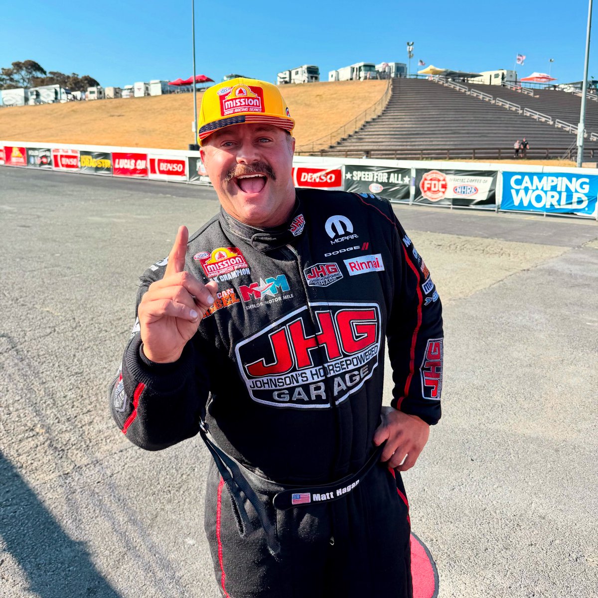 TSRnitro's tweet image. .@MattHagan_FC heads into #SonomaNats Race Day as your Funny Car No. 1 qualifier! Tune into FS1 at 4pm ET.
#TSRnitro | #NHRA | #Dodge | @jhgdriven