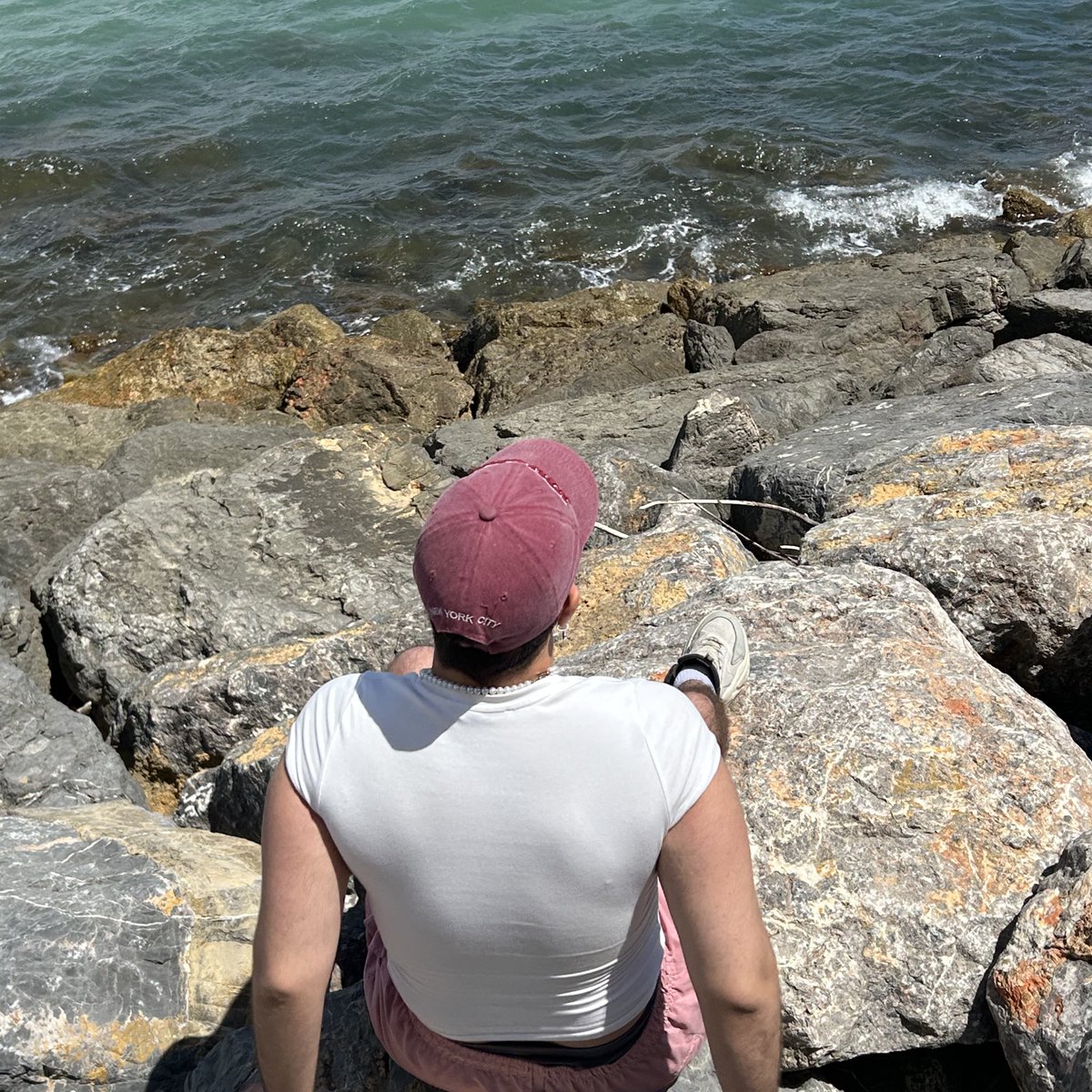 Chaydonart's tweet image. La journée plage fait plaisir #LGBTQIAEndOfJuly