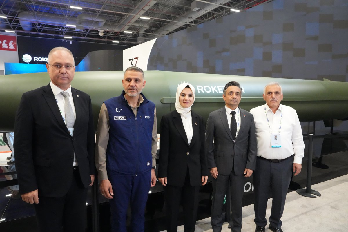 Genç ve dinamik nüfus yapımızın, güçlü ailemizin de en az yüksek teknolojik silahlar kadar caydırıcı bir güç ve büyük bir silah olduğu bilinciyle, Uluslararası Savunma Sanayii Fuarı #IDEF25’te biz de Bakanlık olarak yerimizi aldık. 

Savunma, güvenlik, denizcilik, havacılık ve