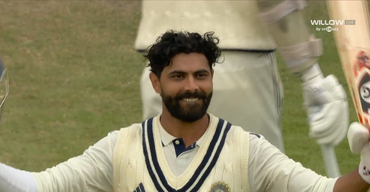 MsdhoniXthala's tweet image. Ab de villers at 32 - "I'm tired"
Maxwell at 30- "I'm unfit"
Virat Kohli at 34- "I'm done"
Meanwhile jadeja at 40.
#INDvsENGTest #jadeja #INDvsEND