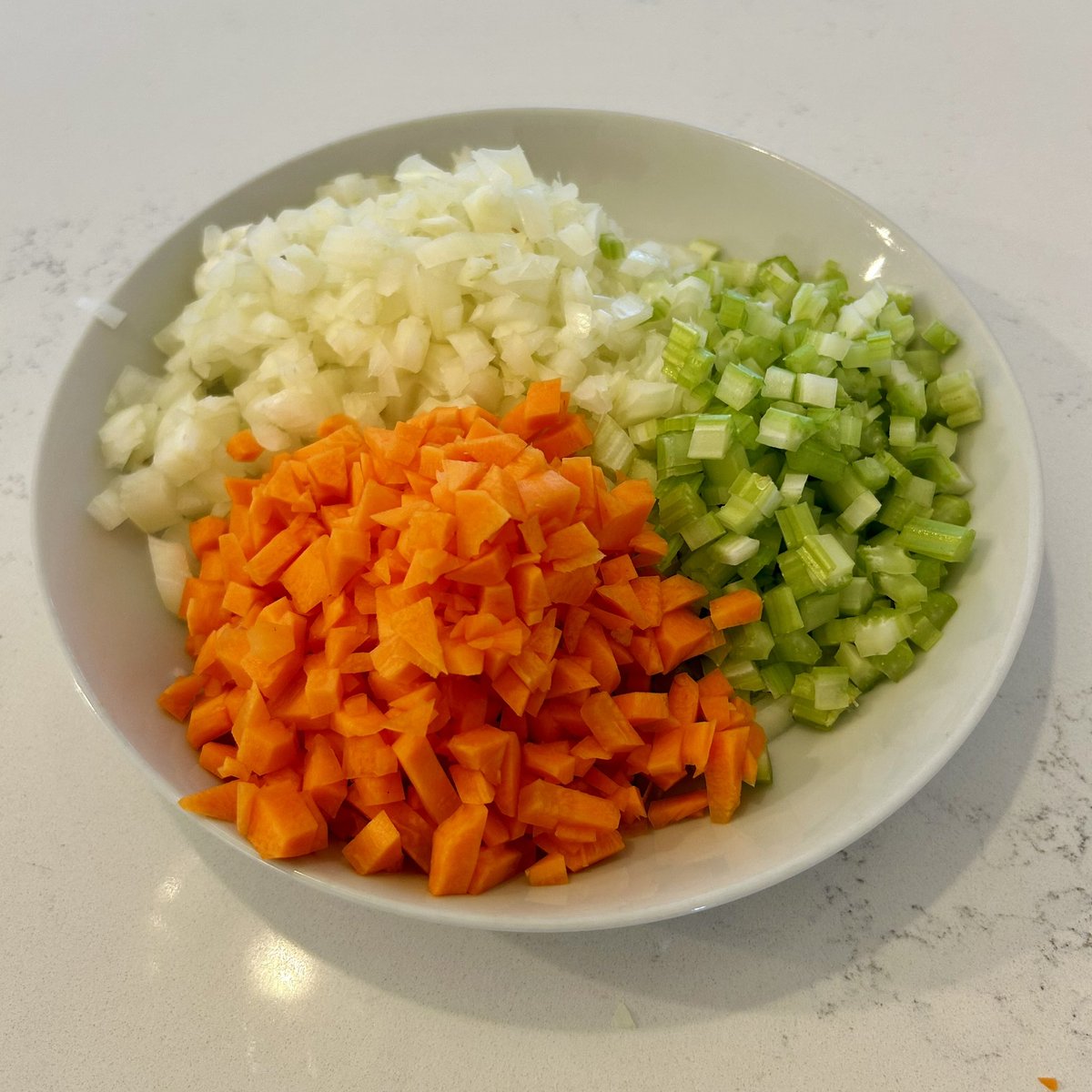 theosal's tweet image. It’s about to smell soffritto good up in here