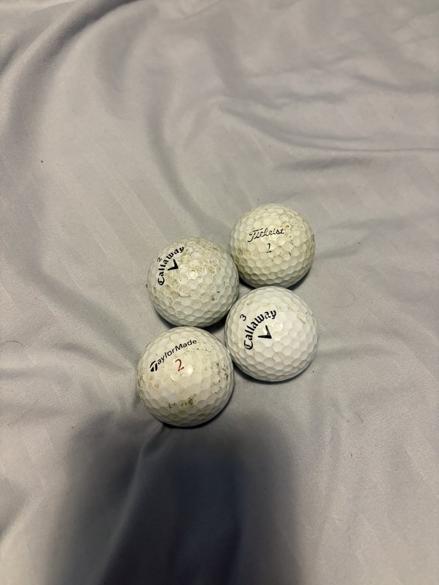 JH4DoughMedia's tweet image. Was due to go to LIV golf yesterday, instead ended up playing a charity golf day at Lingfield golf club and got win number 4 of the 2025 season. 40 points was enough to get it done!
Have kept all 4 golf balls from my wins this year. Looking to do something with them as memories.